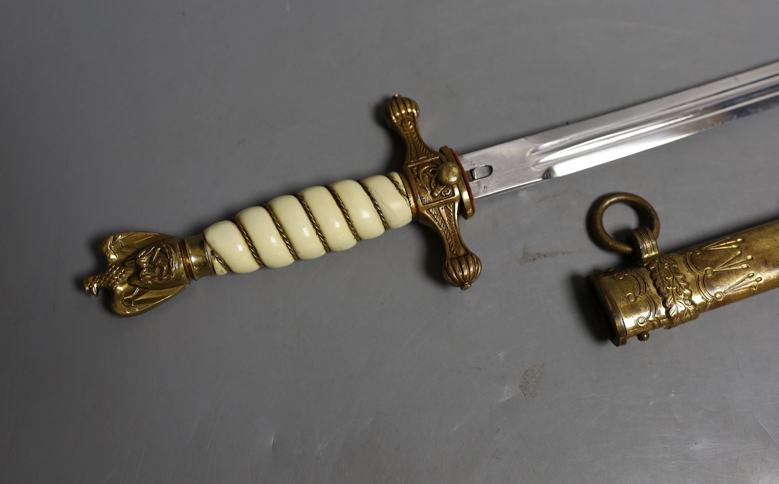 An original WWII German Luftwaffe officer's dagger, 2nd pattern, no maker, 42 cms long.